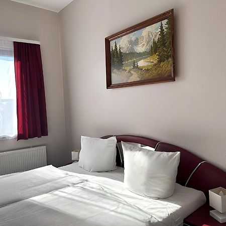 Hotel Km Darmstadt Eksteriør billede